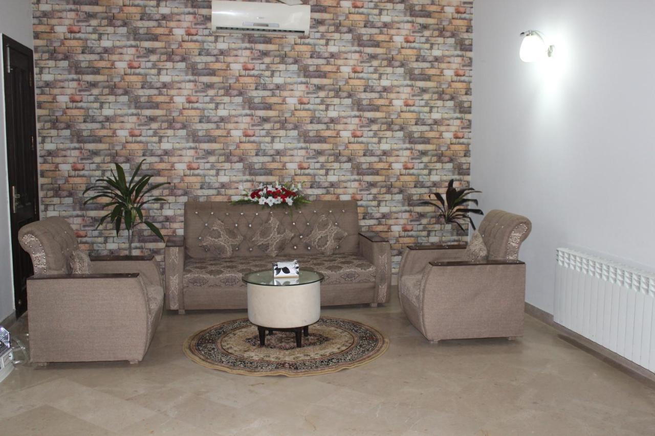 Royal Luxus Guest House Ισλαμαμπάντ Εξωτερικό φωτογραφία