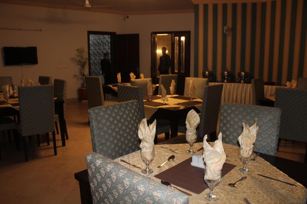 Royal Luxus Guest House Ισλαμαμπάντ Εξωτερικό φωτογραφία