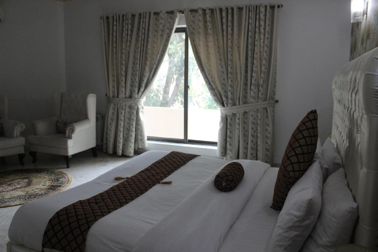 Royal Luxus Guest House Ισλαμαμπάντ Εξωτερικό φωτογραφία