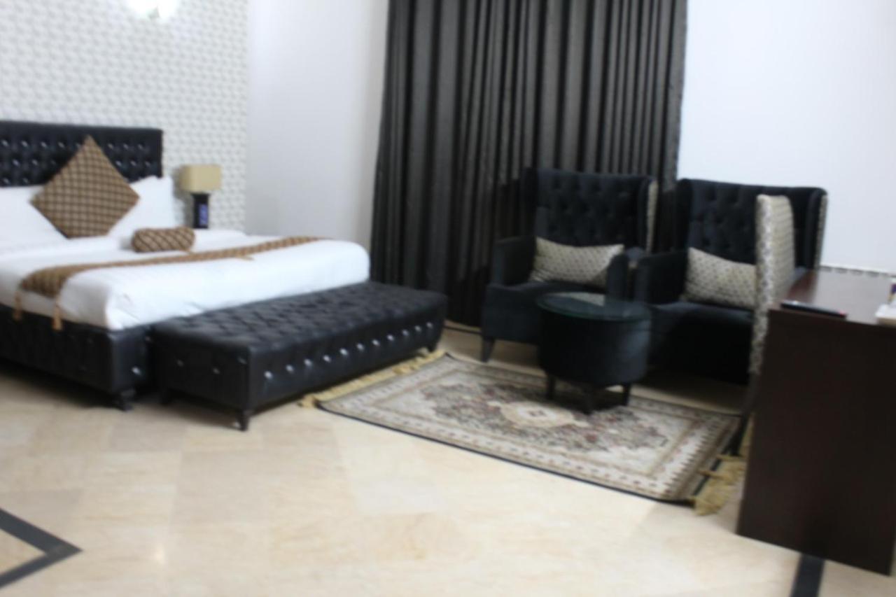 Royal Luxus Guest House Ισλαμαμπάντ Εξωτερικό φωτογραφία